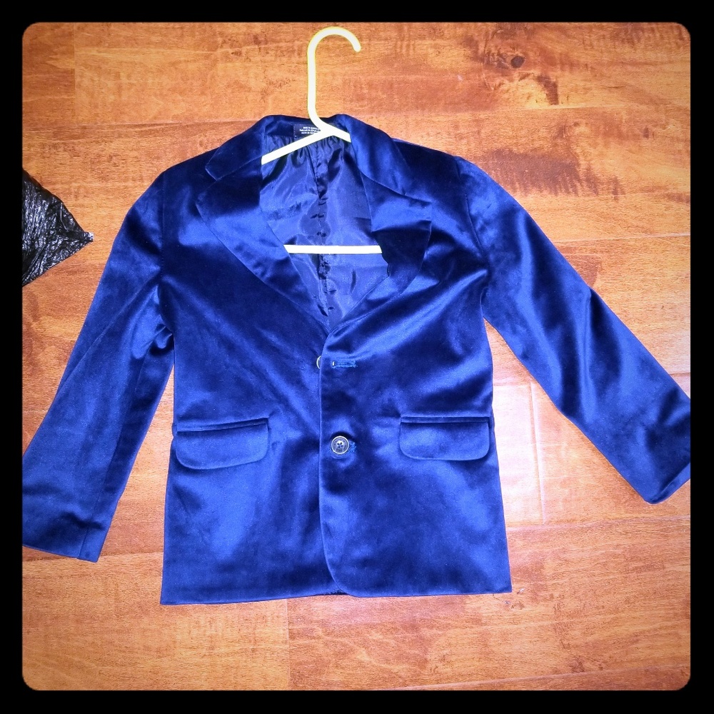 Velvet blazer for toddlers